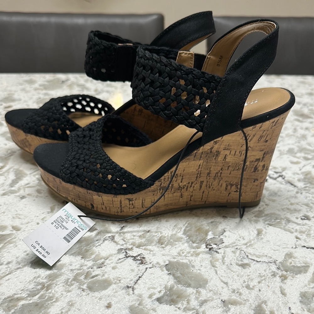 NWT Women's Black Wedge Sandals